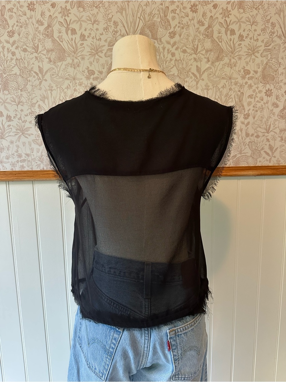 Free People Black Sheer Textured Appliqué Top – Approx. Size Small - Picture 5 of 6